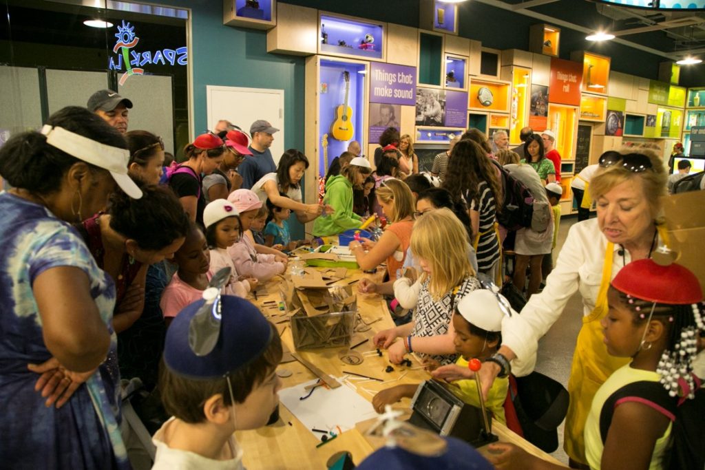 Kids building prototypes of inventions at Smithsonian's Spark!Lab.